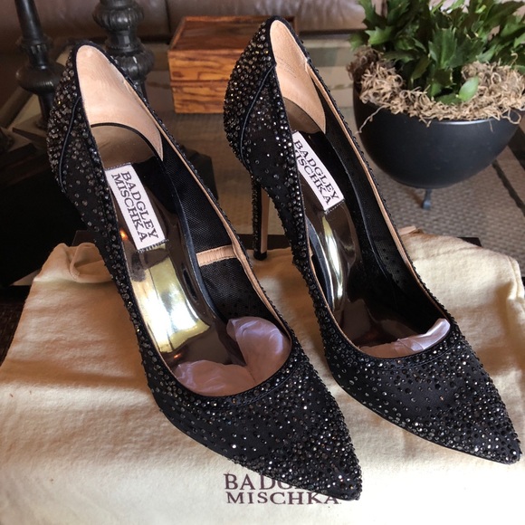 badgley mischka women's weslee pump